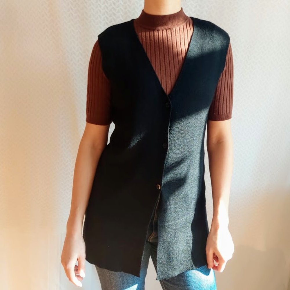 Diana Gallesi black sleeveless vest